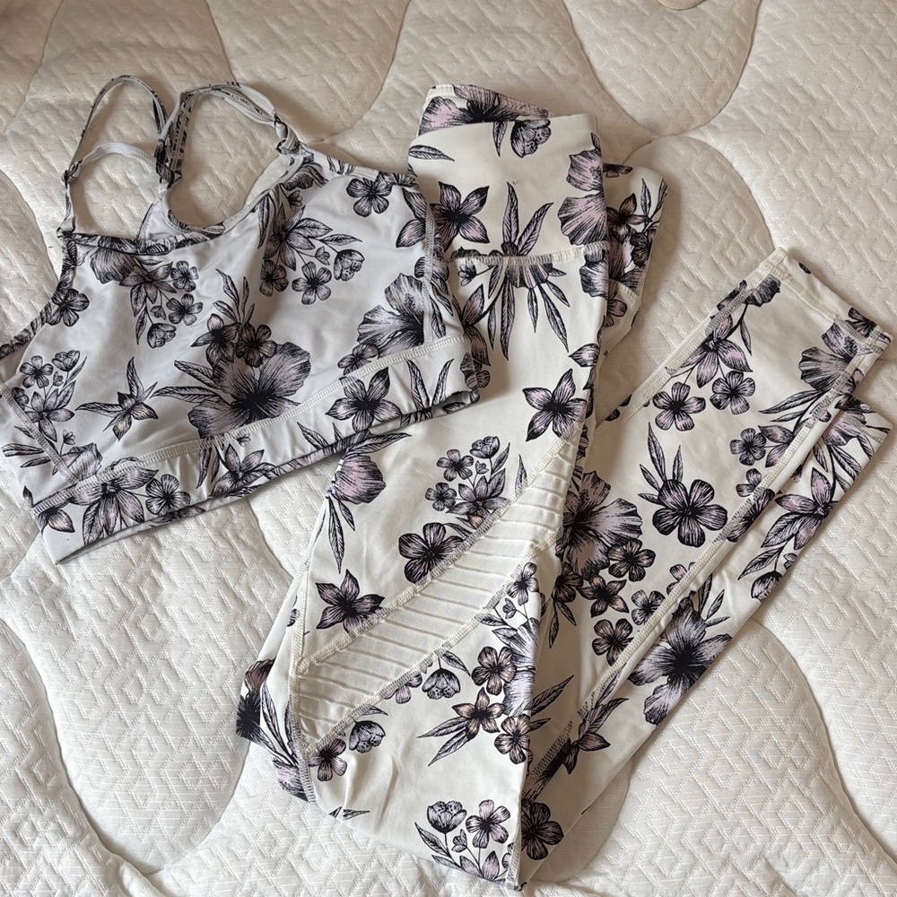 Mono B Cream Floral Sports Bra & Leggings Set with Black and Pale Pink Accents